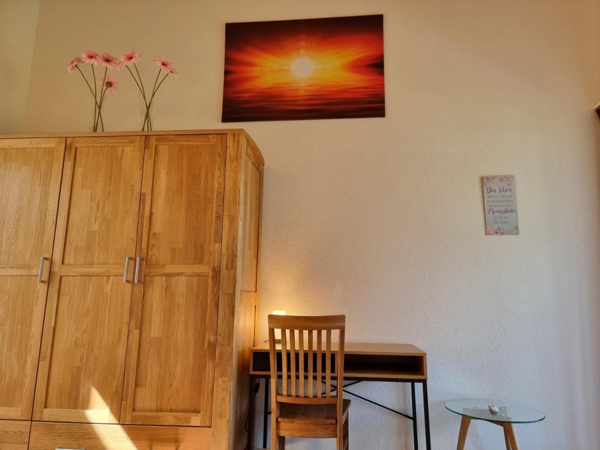 Seeparadiesli am schönen Thunersee Därligen Buitenkant foto